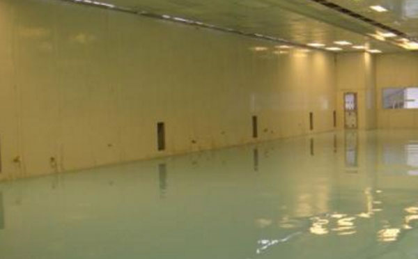 安多自流平环氧地坪中涂